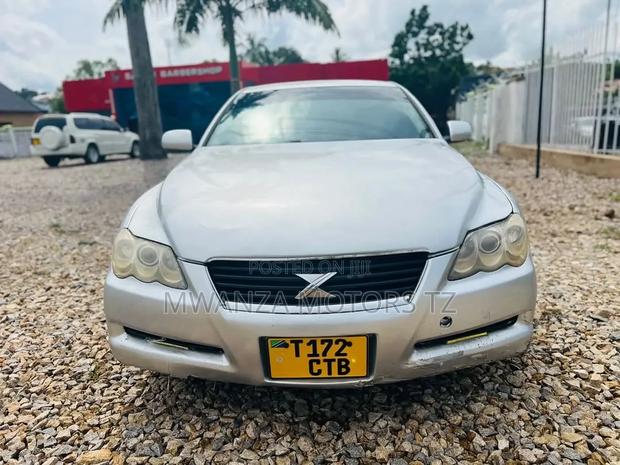 Toyota Mark X 2004 Silver