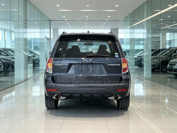 Subaru Forester 2011 Black