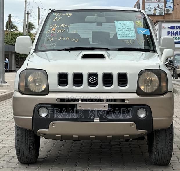 Suzuki Jimny 2001 White