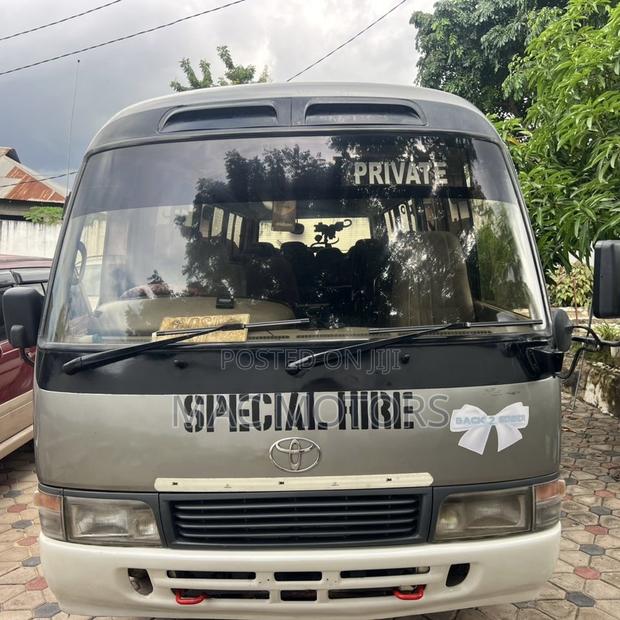 Toyota Coaster 2003 Gray