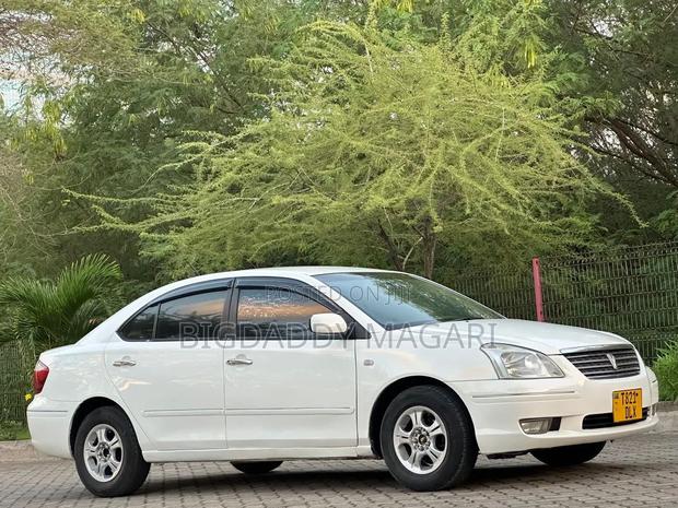 Toyota Premio 2004