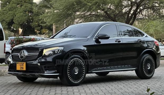 Mercedes-Benz GLC-Class 2017 Black