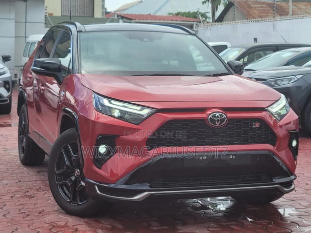 New Toyota RAV4 Plug-In Hybrid 2025 Red