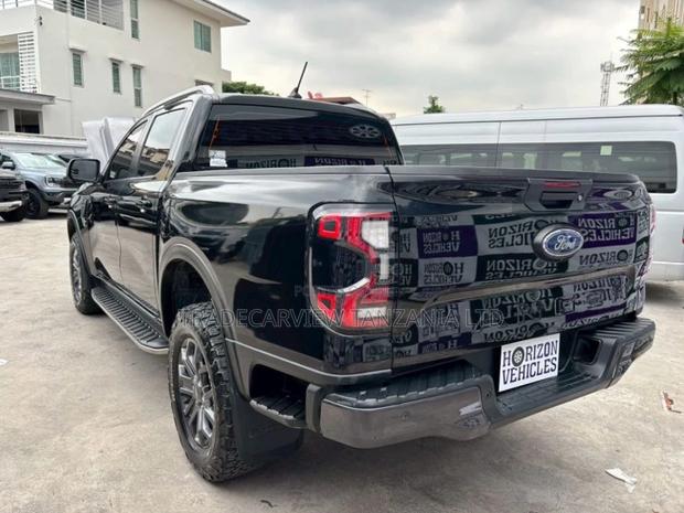Ford Ranger 2023 Black