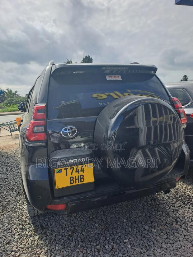 Toyota Land Cruiser Prado 2018