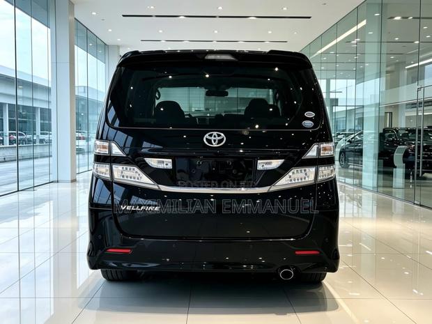 Toyota Alphard 2011 Black