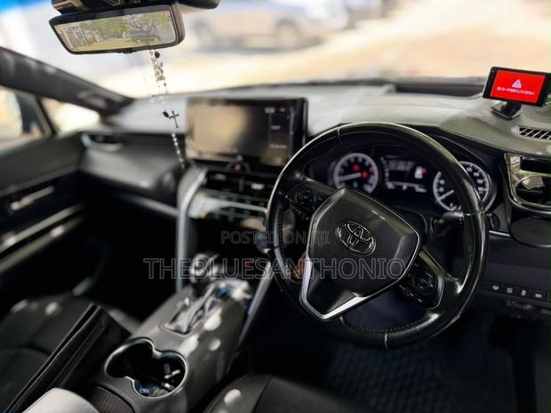 Toyota Harrier 2021 Black