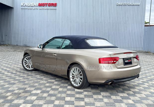 Audi A5 2011 Gold