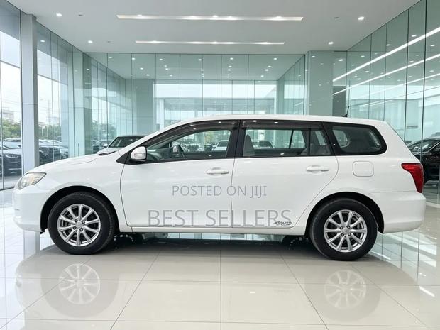 Toyota Corolla Fielder 1.8 Petrol AWD 2008 White