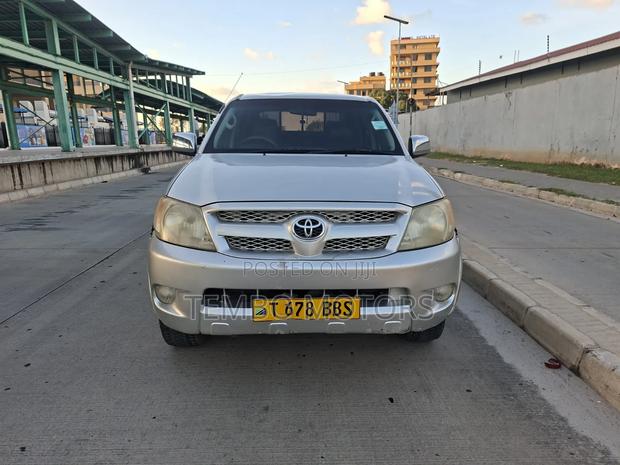Toyota Hilux 2.5 Cab 2005 Silver