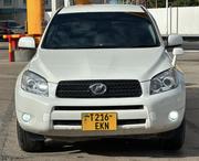 Toyota RAV4 2009 White for sale