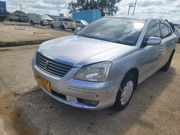 Toyota Premio 2004 Silver