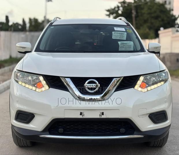 Nissan X-Trail 2015 White