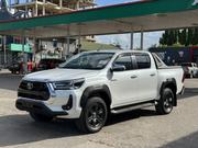 Toyota Hilux 2024 White for sale