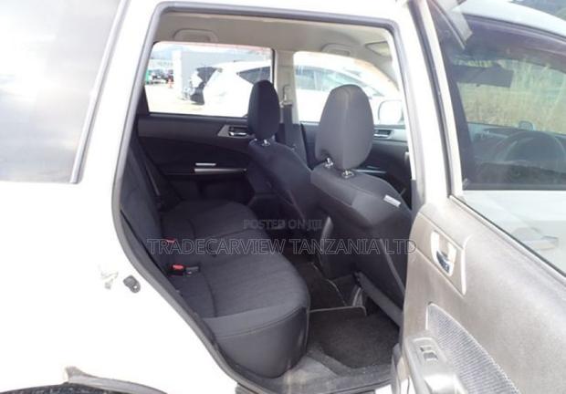 Subaru Forester 2010 Pearl