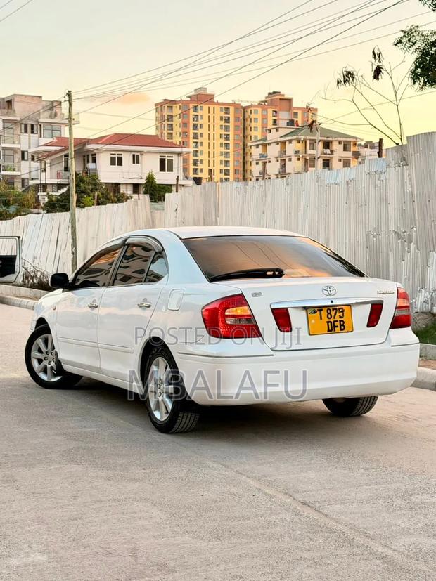 Toyota Premio 2005 White
