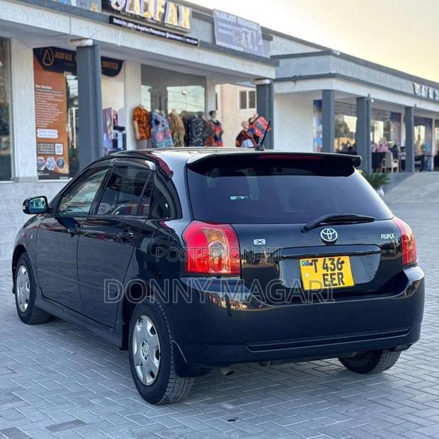 Toyota Corolla RunX 2007 Black