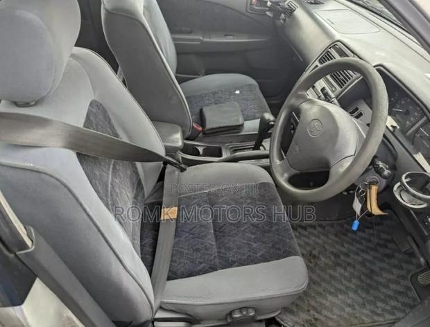 Toyota Carina 1999 Silver
