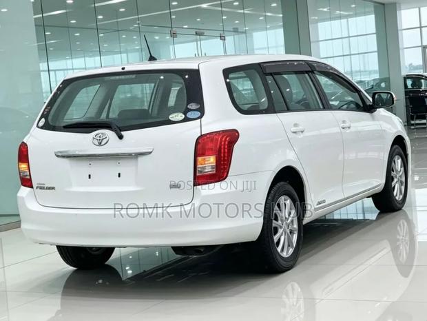 Toyota Corolla Fielder 2008 White