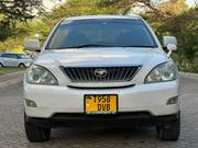Toyota Harrier 2006 White for sale