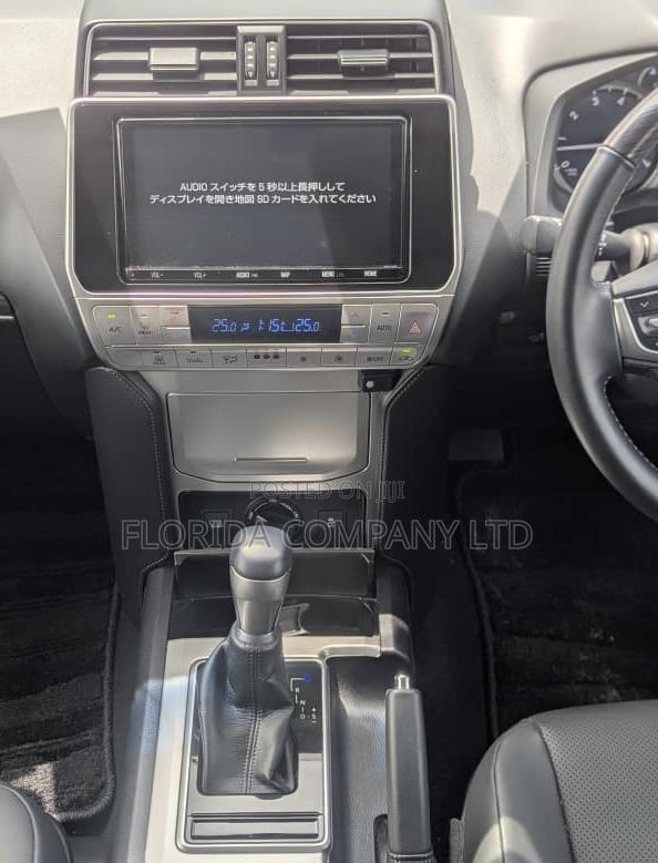 Toyota Land Cruiser Prado 2021 Black