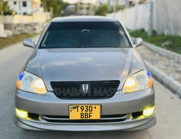 Toyota Mark II 2.0 AWD 2002 Gray