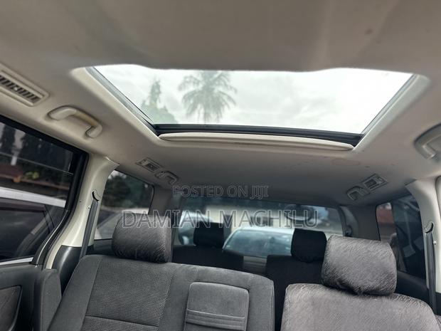 Toyota Alphard 2002 White