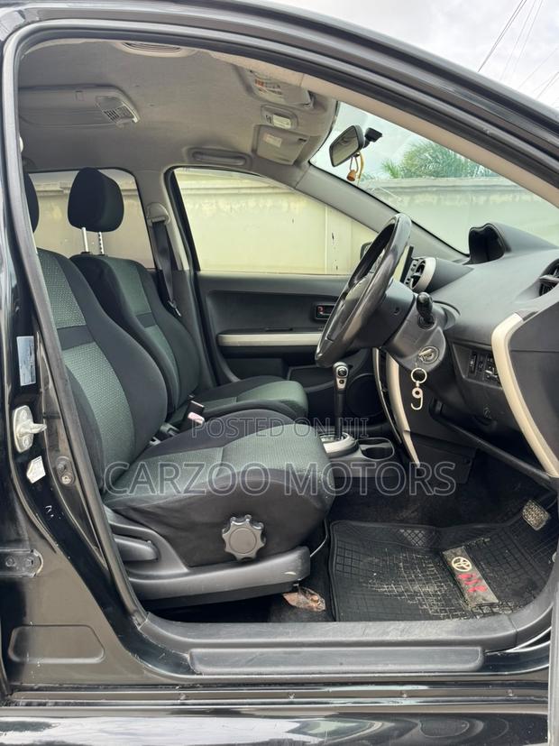 Toyota IST 2006 Black