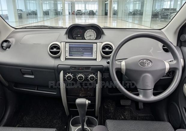 Toyota IST 2003 Blue