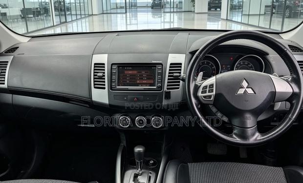 Mitsubishi Outlander 2009 Black