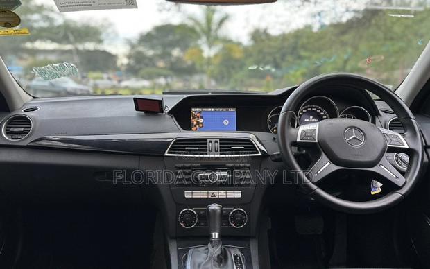 Mercedes-Benz C-Class 2011 Gold