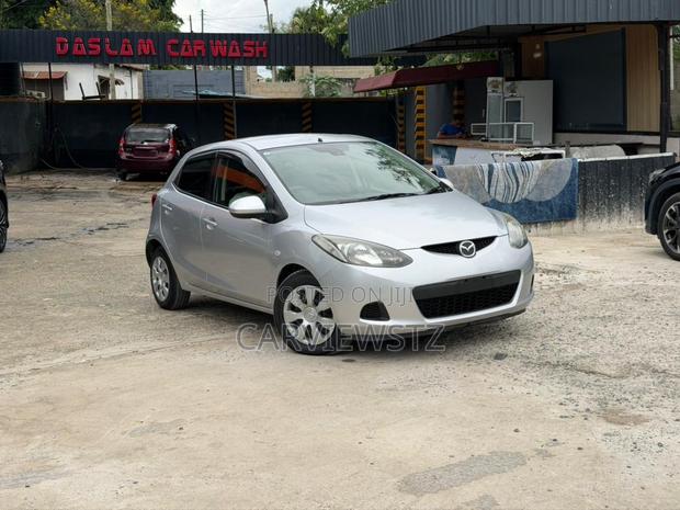 Mazda Demio 2009 Silver