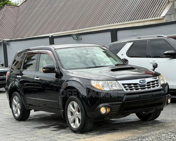 Subaru Forester 2011 Black