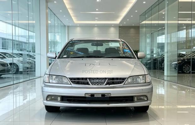 Toyota Carina 1999 Silver