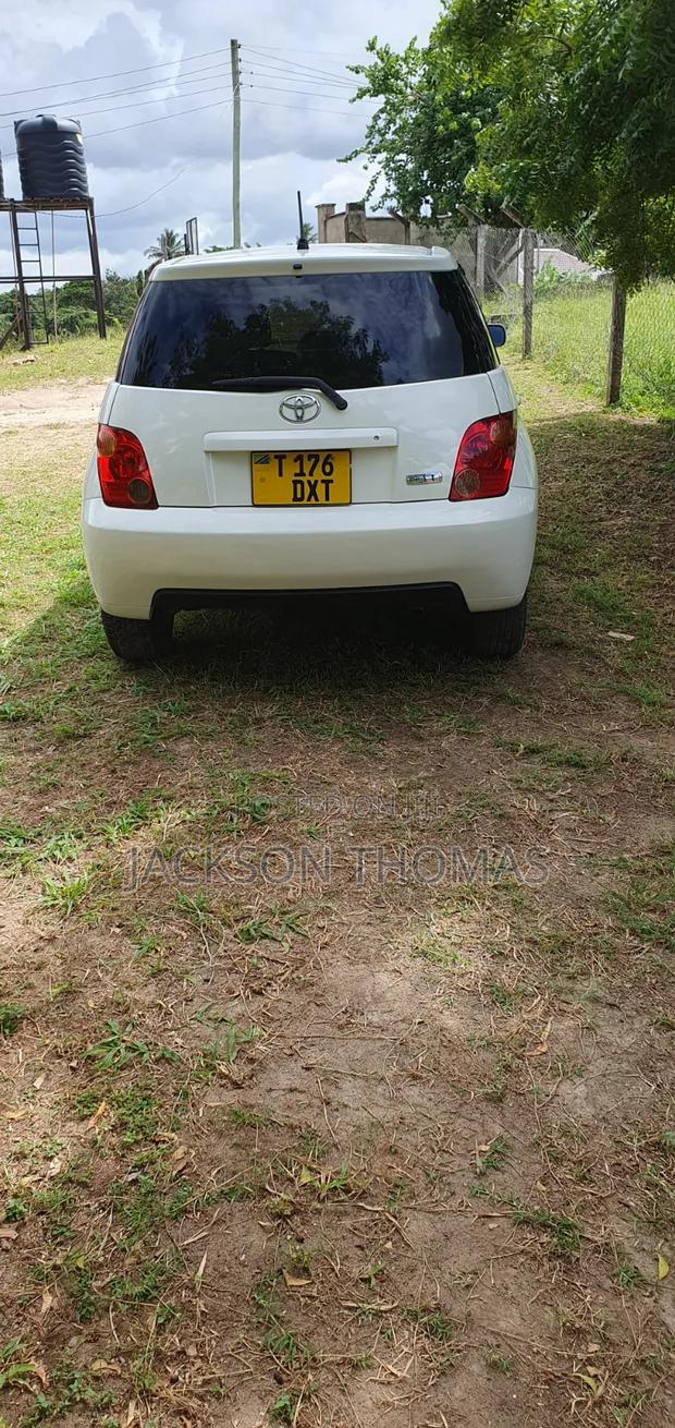 Toyota IST 2005 Pearl