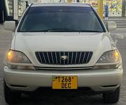 Toyota Harrier 240G Premium L Package 2005 Beige for sale
