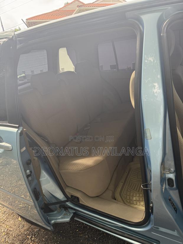 Toyota Raum 1.5 FWD 2009 Blue