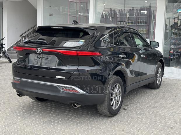Toyota Harrier 2021 Black