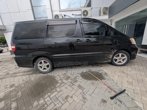 Toyota Alphard 2005 Black