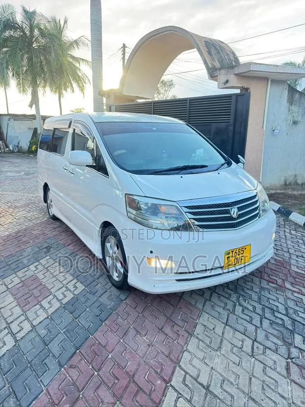 Toyota Alphard 2006 White