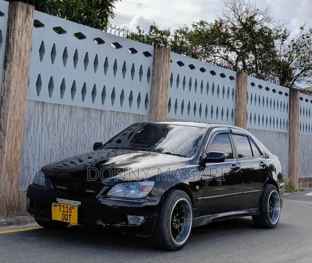 Toyota Altezza 2004 Black
