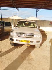 Toyota Land Cruiser 100 4.2 2006 White for sale
