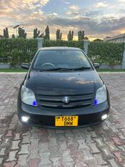 Toyota IST 2006 Black for sale