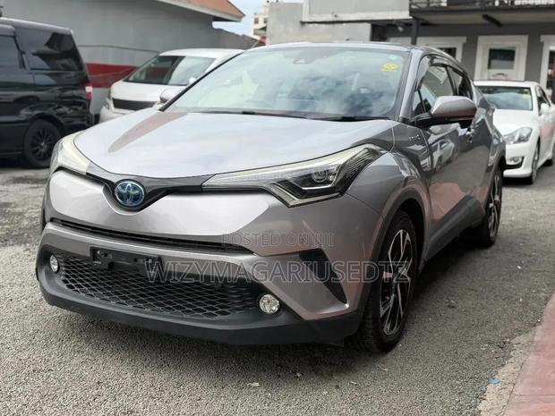 Toyota C-HR 2017 Gray
