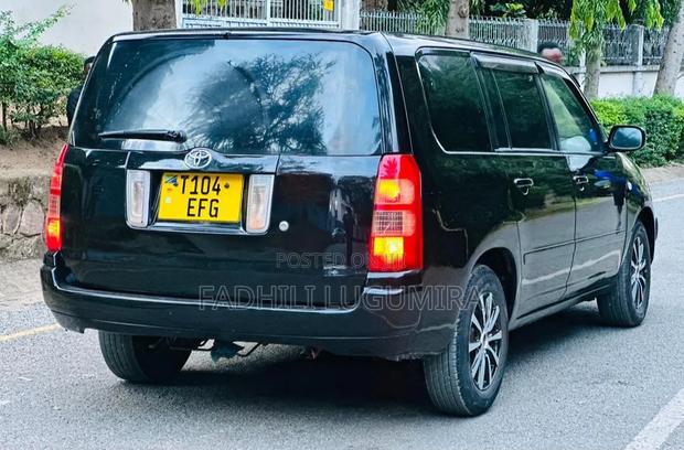Toyota Succeed 2004 Black