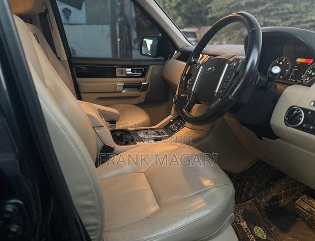 Land Rover Discovery 2013 Black
