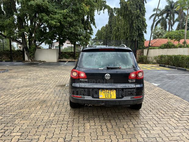 Volkswagen Tiguan 2.0 S 2009 Black