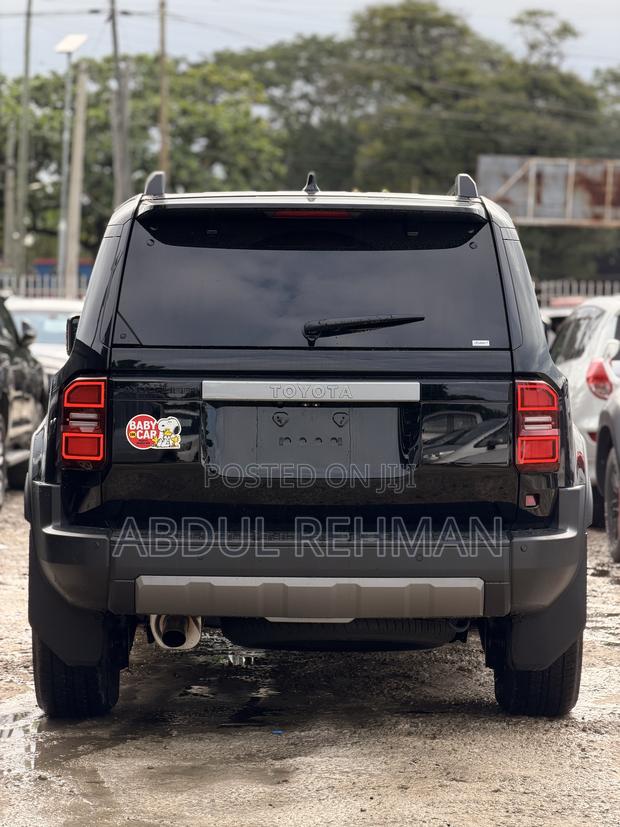 New Toyota Land Cruiser Prado 2.7 2025 Black