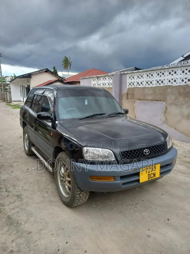 Toyota RAV4 2001 Blue