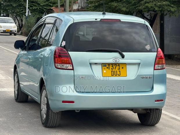Toyota Corolla Spacio 2004 Blue